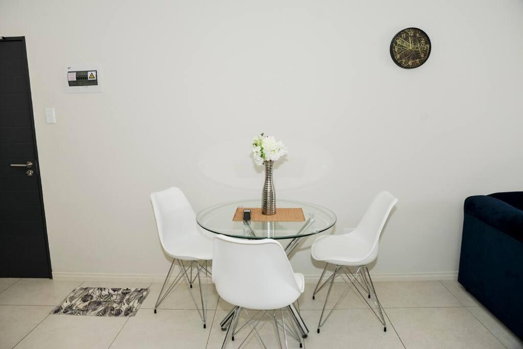 The Ellipse Palazzo Apartment Midrand Buitenkant foto